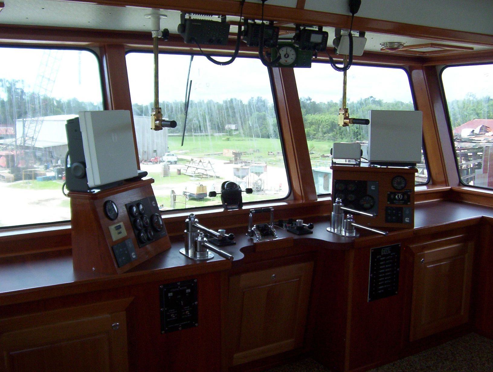 CUSTOM HYDRAULIC COMPONENTS, INC.